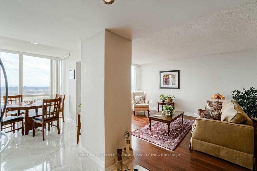 Photo 12 of Unit 2010, 350 Webb Drive, Mississauga, City Centre — HOMEH