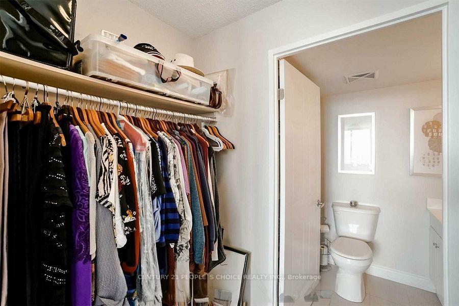 Photo 16 of Unit 2010, 350 Webb Drive, Mississauga, City Centre — HOMEH