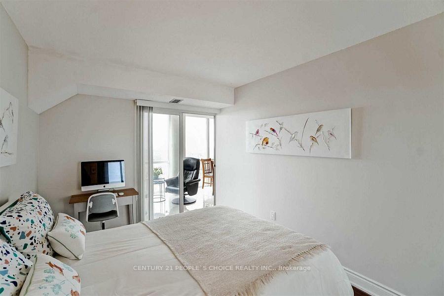 Photo 19 of Unit 2010, 350 Webb Drive, Mississauga, City Centre — HOMEH