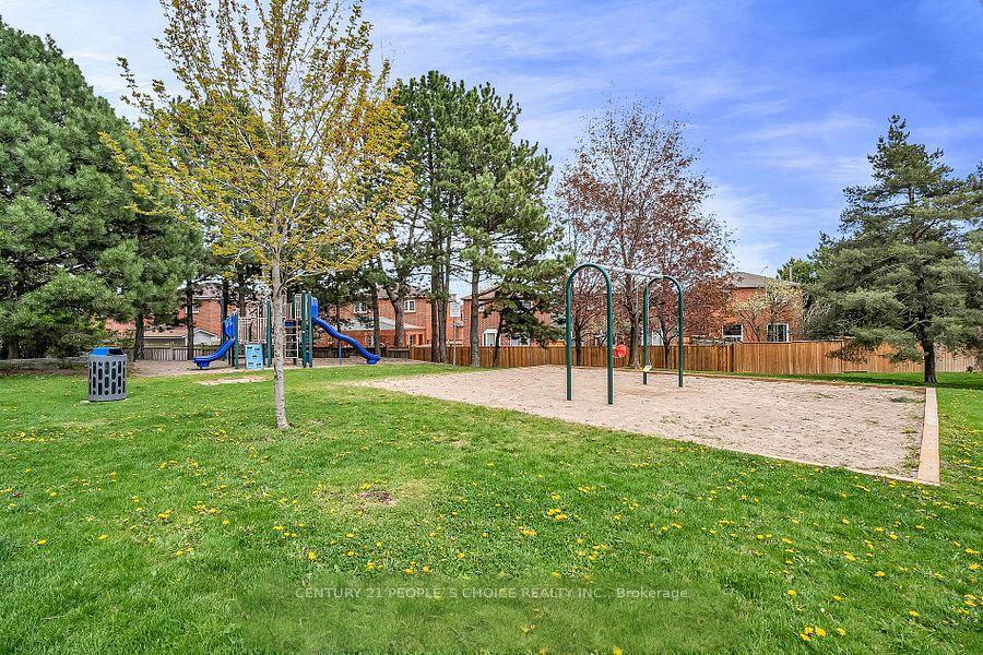 Photo 32 of Unit 2010, 350 Webb Drive, Mississauga, City Centre — HOMEH