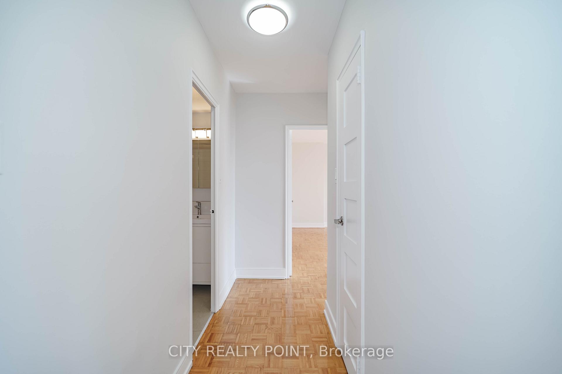 Photo 9 of Unit 203, 10 Shallmar Boulevard, Toronto, Forest Hill North — HOMEH