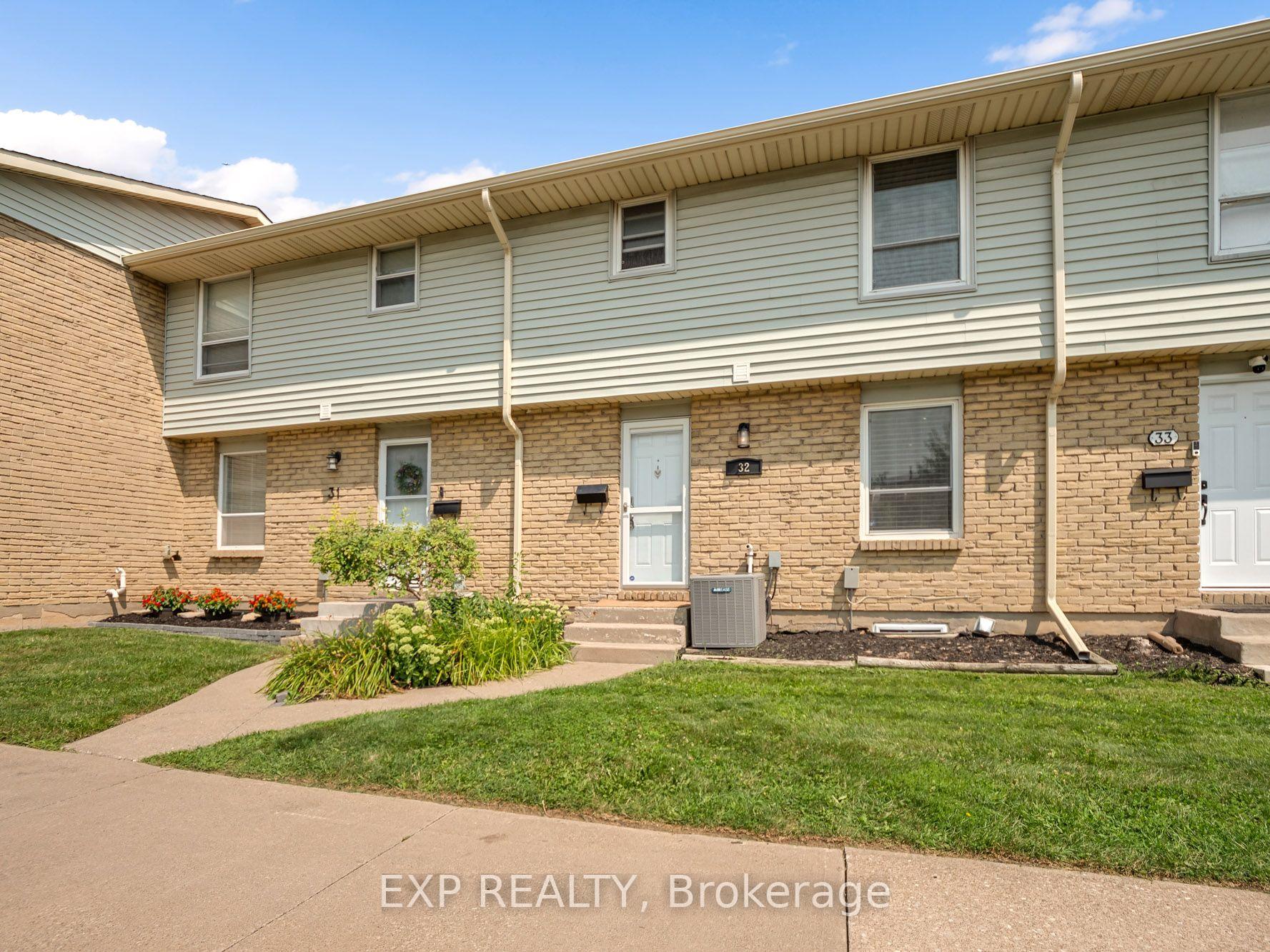 Front of Unit 32, 242 Lakeport Road