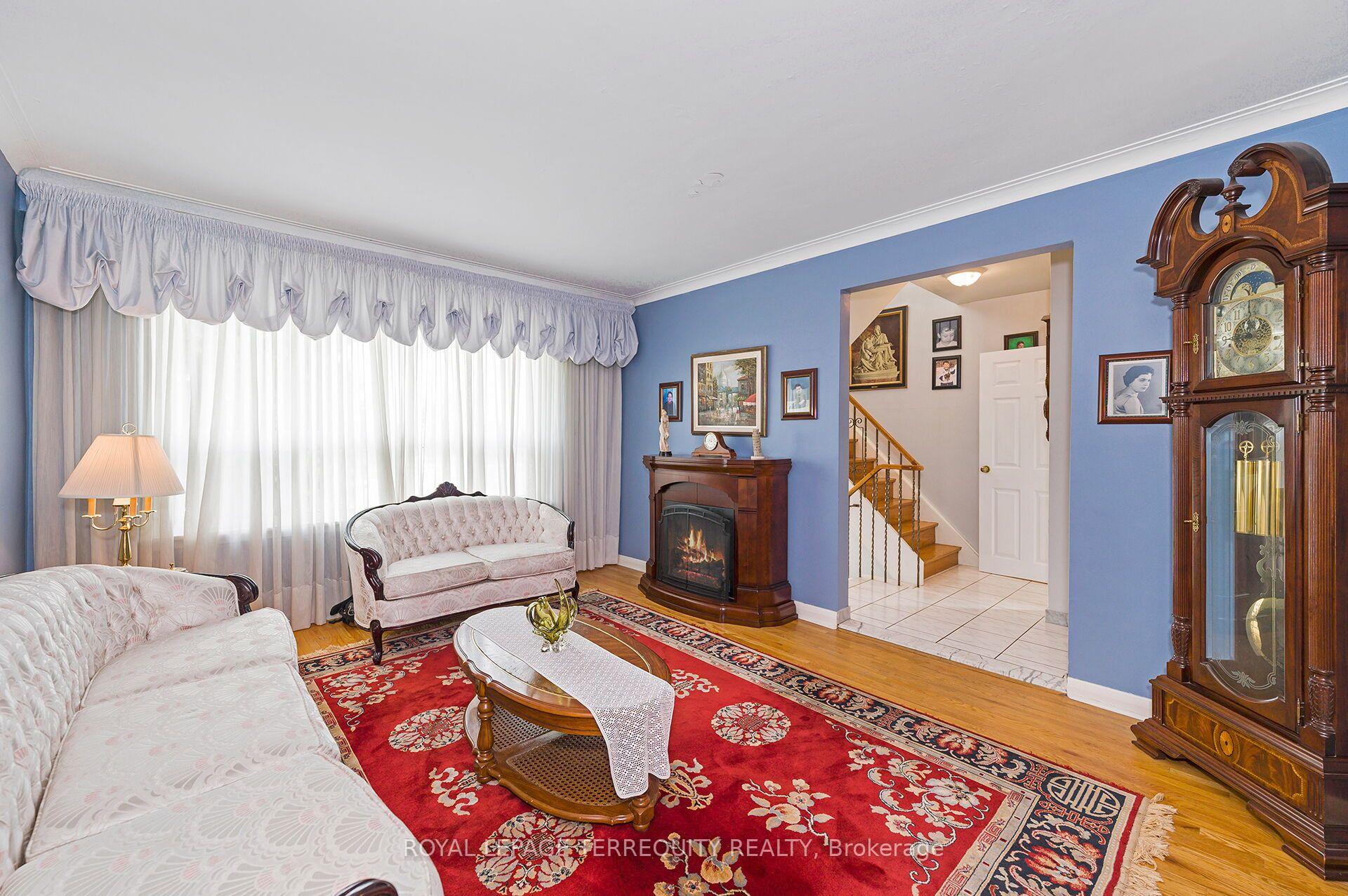 Photo 4 of 181 Pellatt Avenue, North York, Humberlea-Pelmo Park — HOMEH