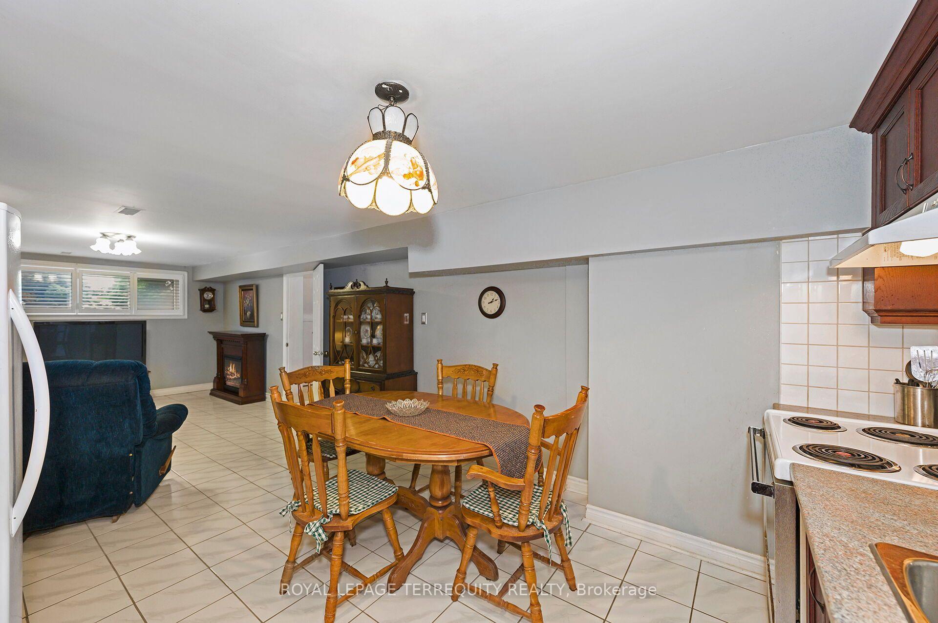 Photo 21 of 181 Pellatt Avenue, North York, Humberlea-Pelmo Park — HOMEH