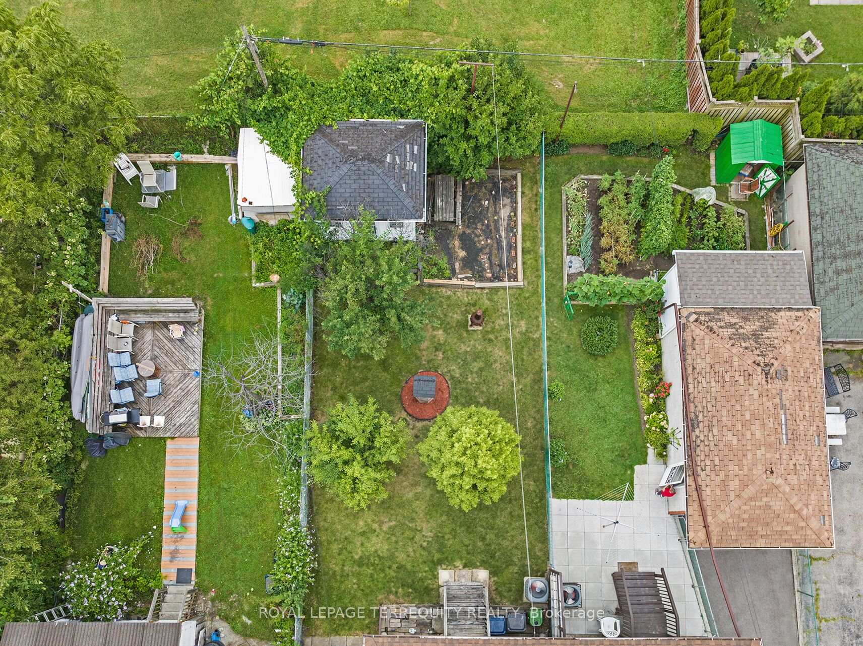 Photo 28 of 181 Pellatt Avenue, North York, Humberlea-Pelmo Park — HOMEH