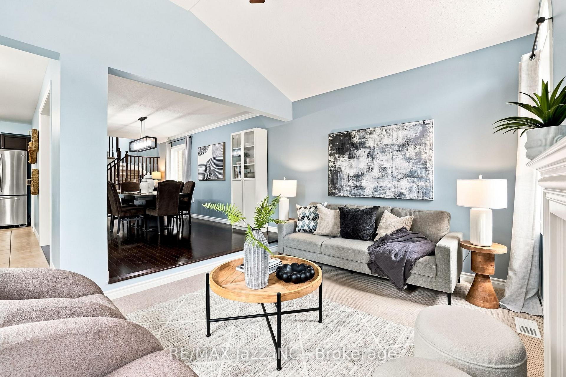 Photo 17 of 1333 Wadebridge Crescent, Oshawa, Eastdale — HOMEH
