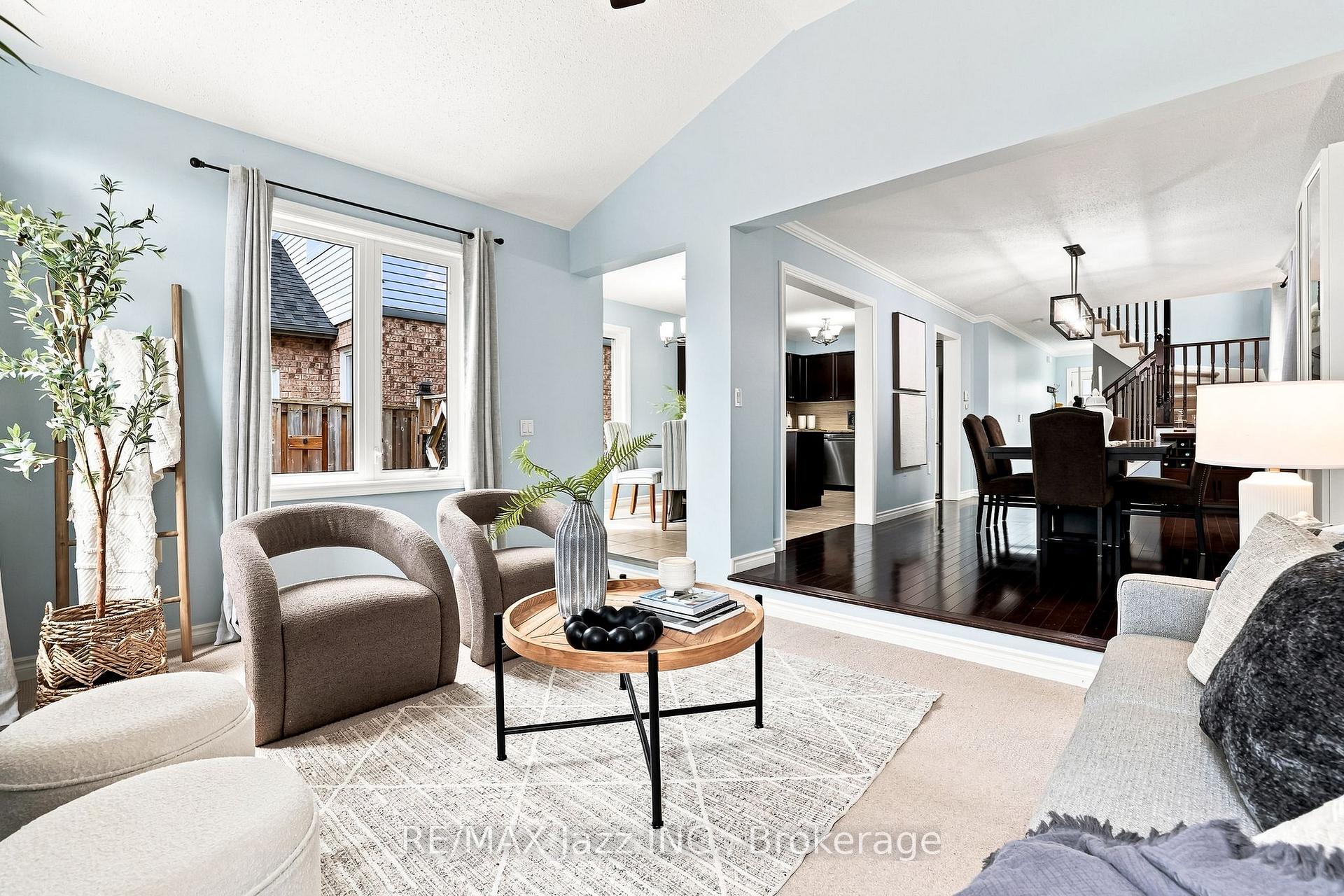 Photo 18 of 1333 Wadebridge Crescent, Oshawa, Eastdale — HOMEH