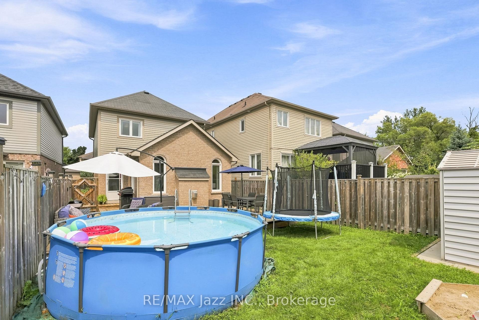 Photo 45 of 1333 Wadebridge Crescent, Oshawa, Eastdale — HOMEH