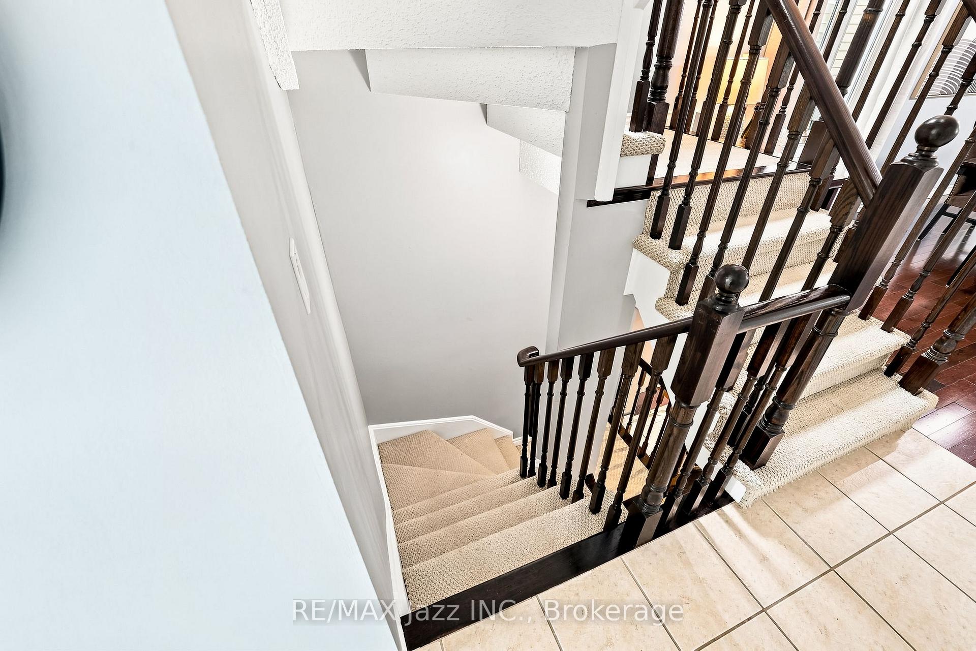 Photo 46 of 1333 Wadebridge Crescent, Oshawa, Eastdale — HOMEH