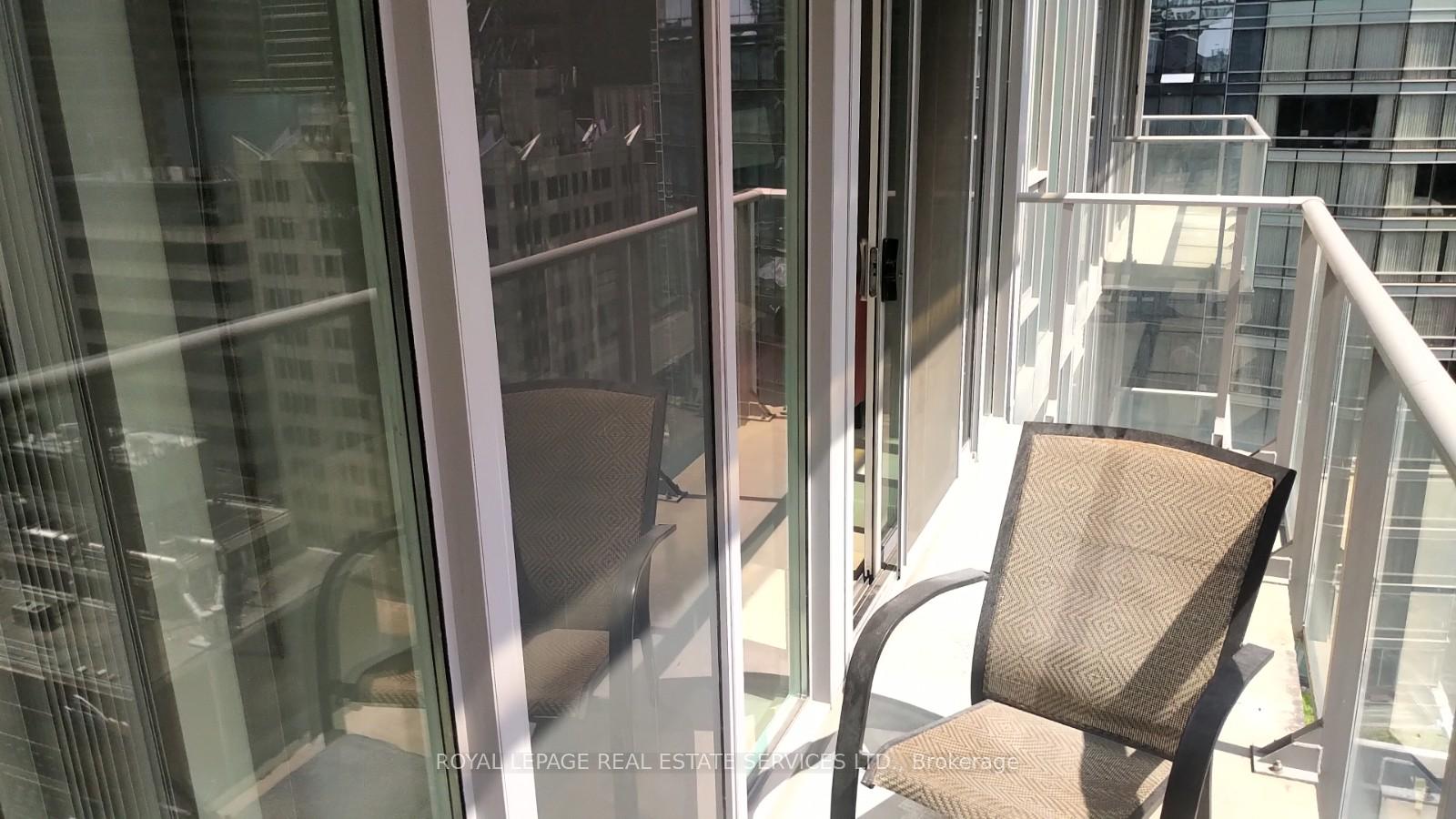 Photo 1 of Unit 1609, 126 Simcoe Street, Toronto, Waterfront Communities — HOMEH