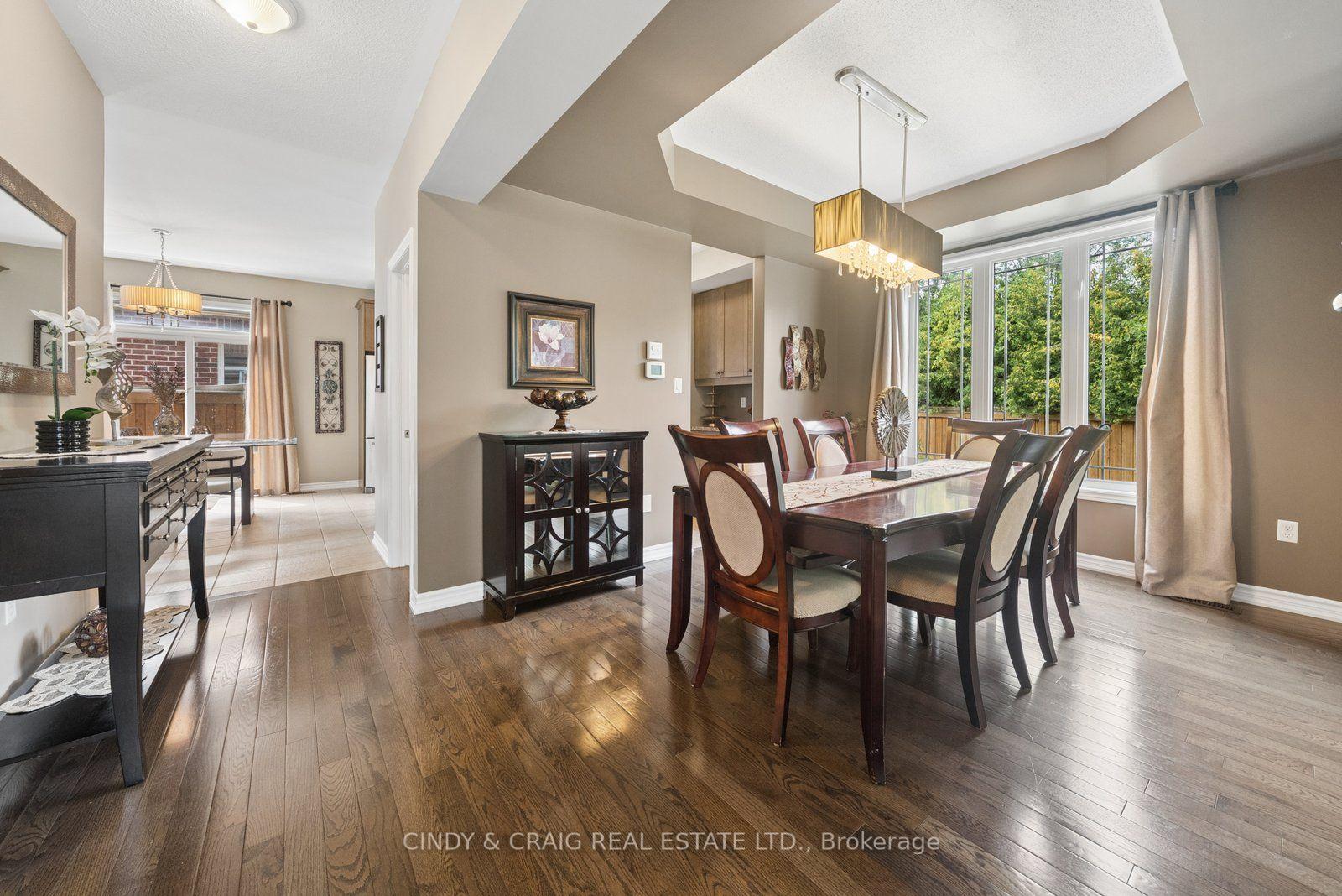 Photo 5 of 60 Vivian Drive, Clarington, Courtice — HOMEH