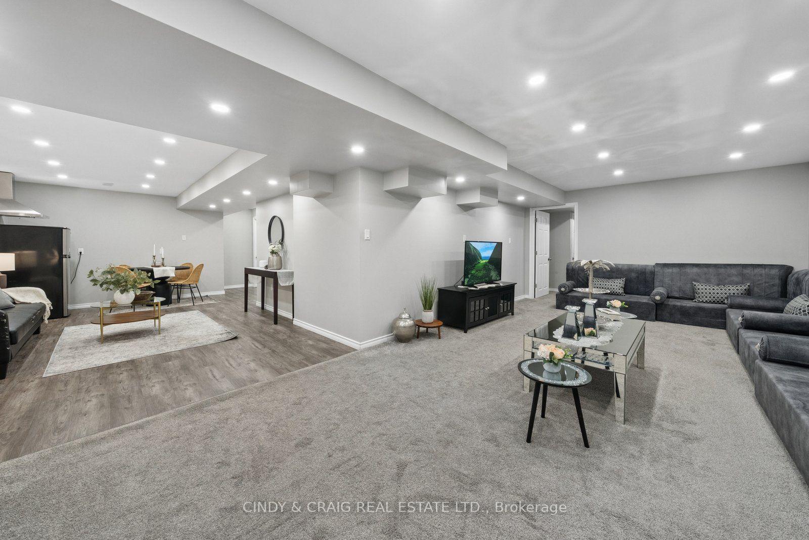 Photo 19 of 60 Vivian Drive, Clarington, Courtice — HOMEH