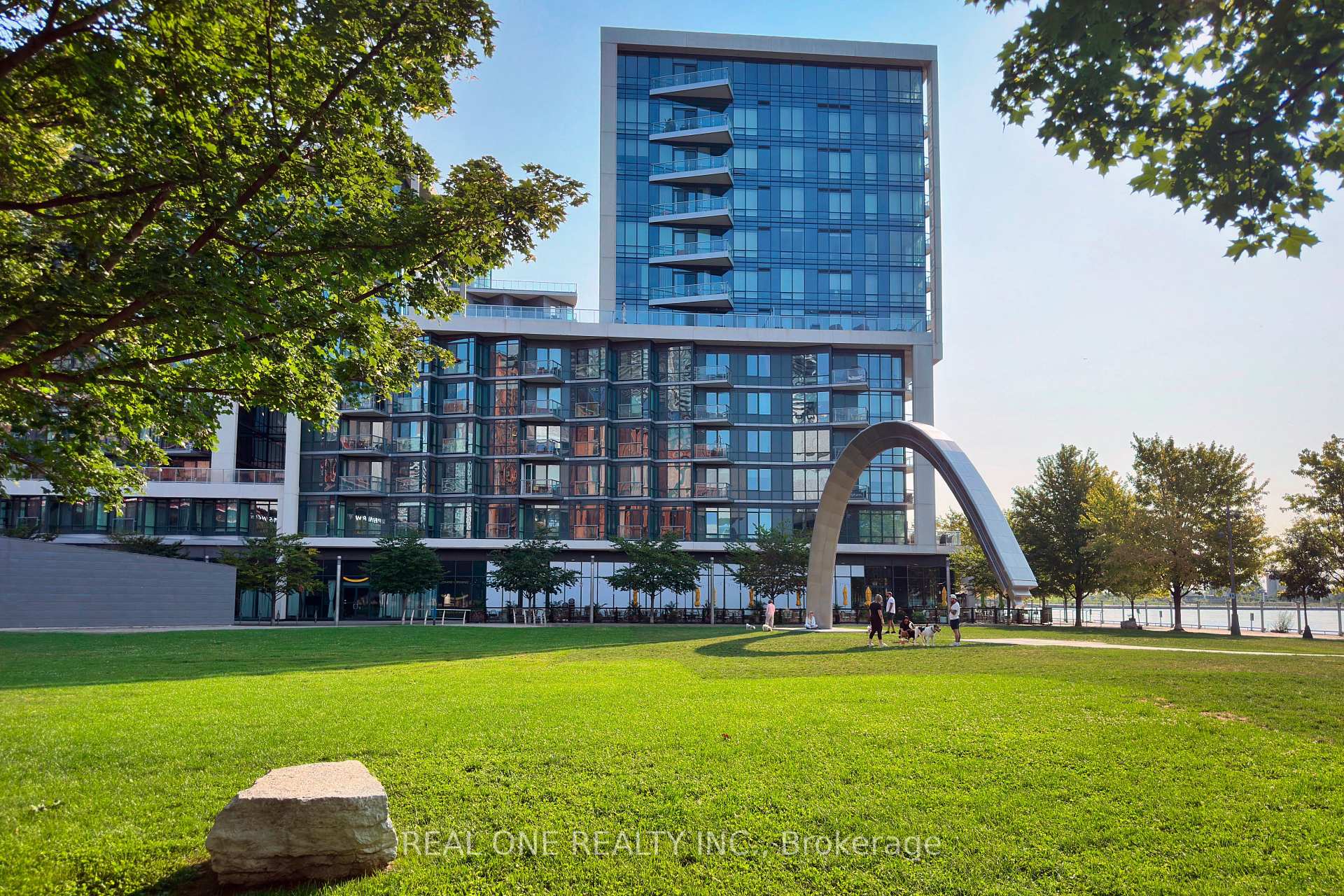 Photo 9 of Unit 332, 15 Merchants' Wharf, Toronto, Waterfront Communities — HOMEH