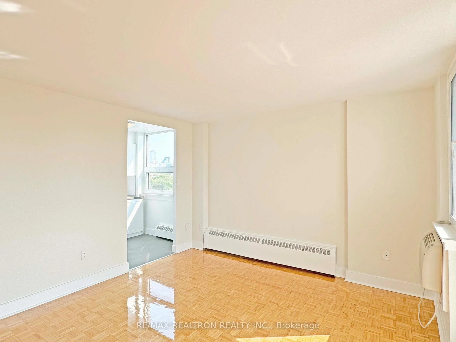 Photo 8 of Unit 1203, 485 Huron Street, Toronto, The Annex — HOMEH