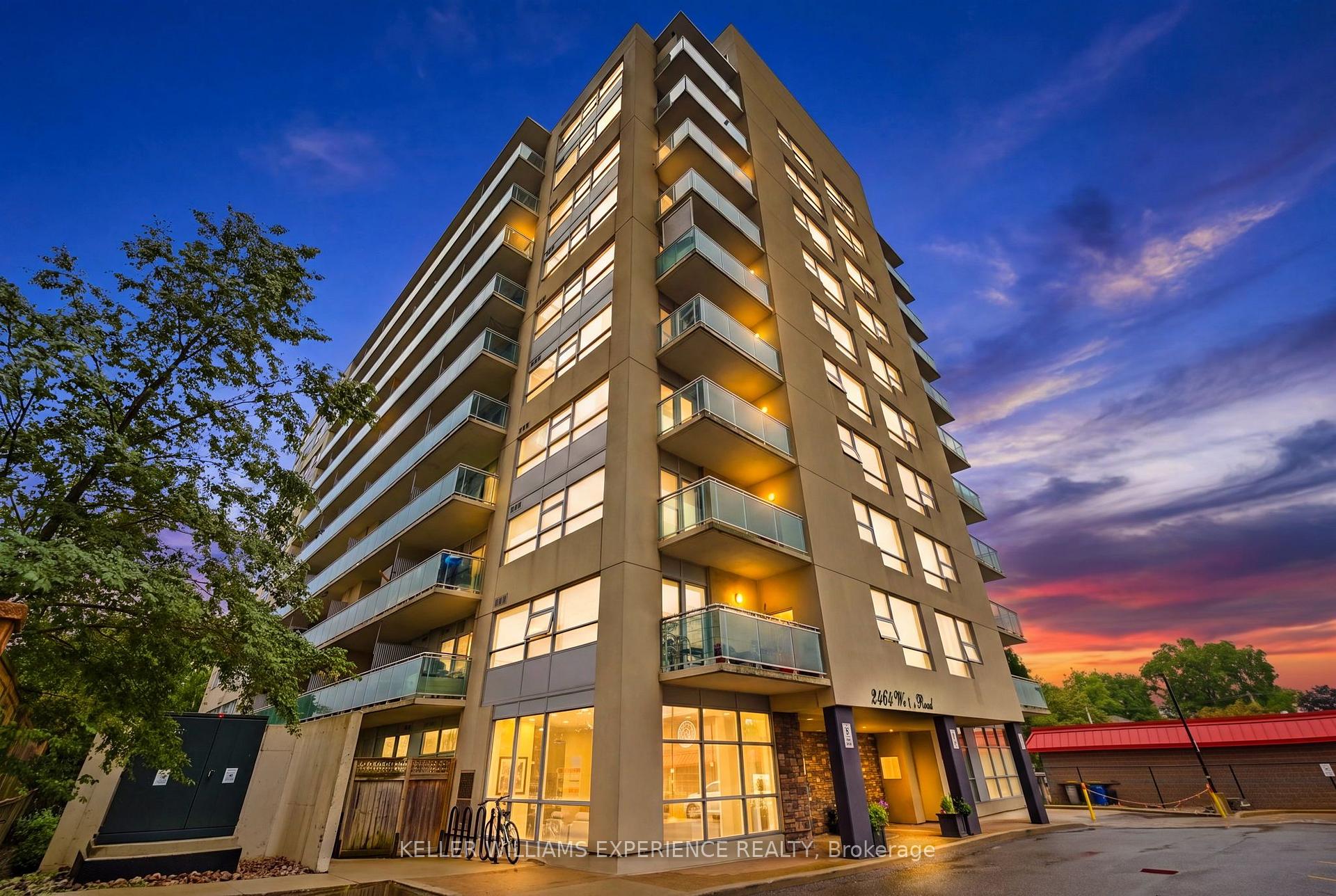 Photo of Unit 903, 2464 Weston Road