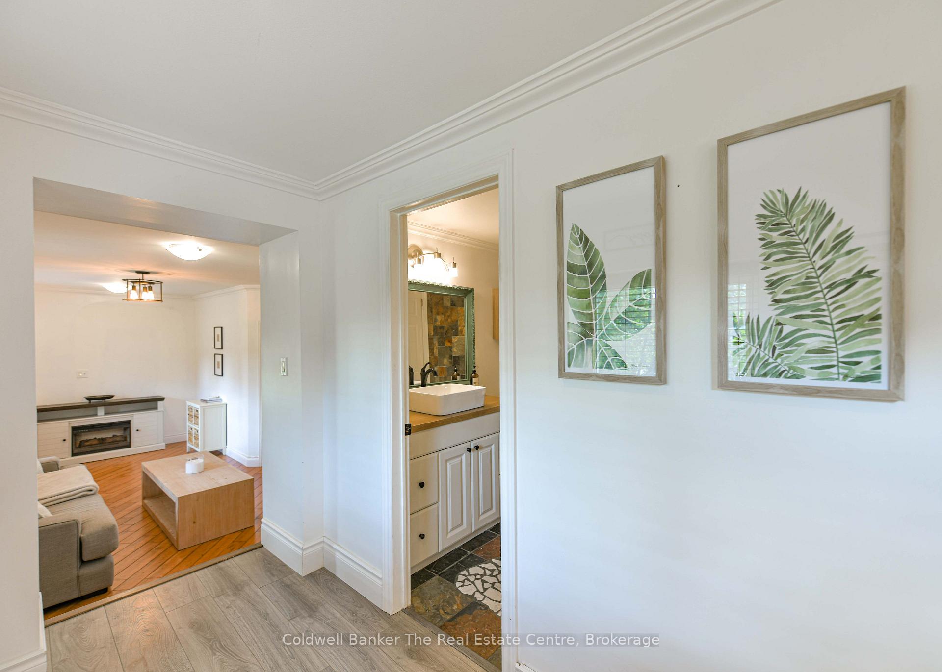 Photo 17 of 810 John Street N, Gravenhurst, Muskoka (S) — HOMEH