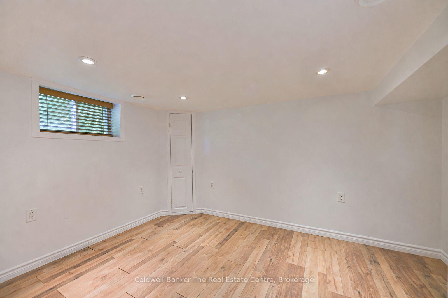 Photo 40 of 810 John Street N, Gravenhurst, Muskoka (S) — HOMEH