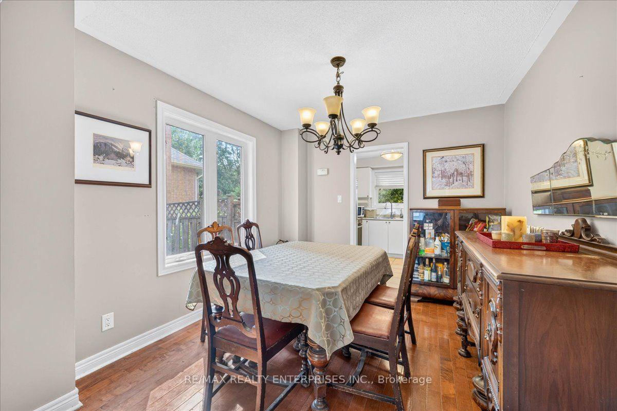 Photo 9 of 844 Hollander Road, Newmarket, Gorham-College Manor — HOMEH