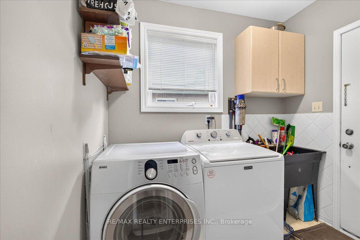 Photo 22 of 844 Hollander Road, Newmarket, Gorham-College Manor — HOMEH