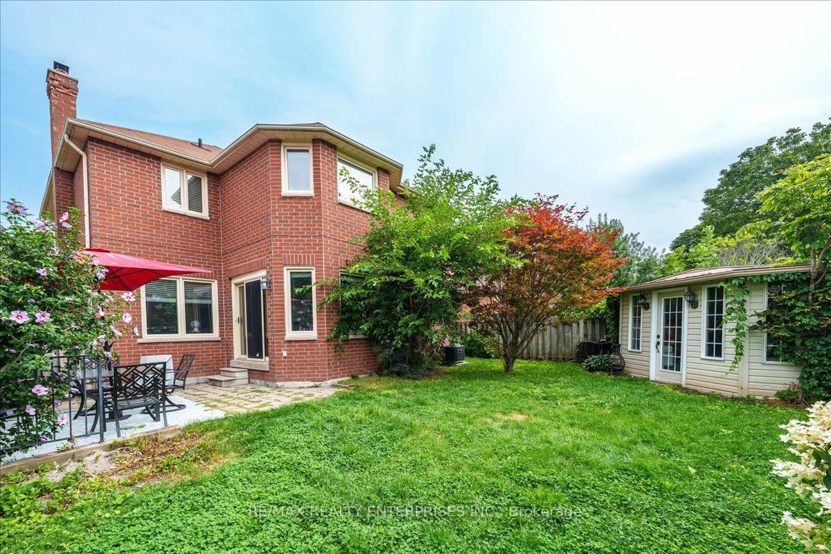 Photo 44 of 844 Hollander Road, Newmarket, Gorham-College Manor — HOMEH