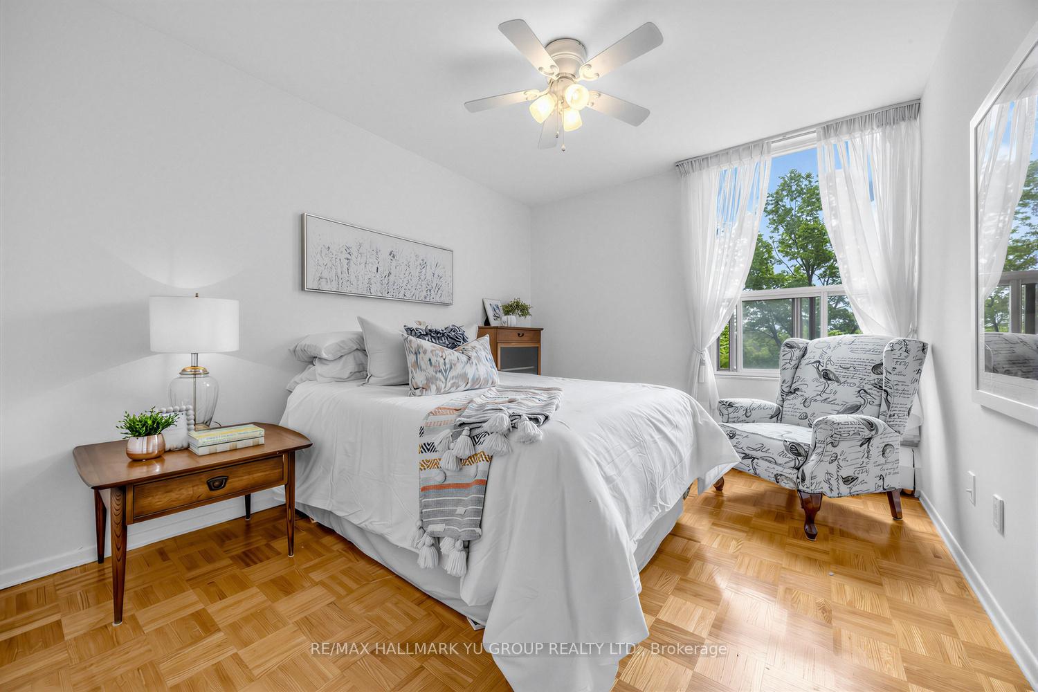 Photo 15 of Unit 401, 15 Vicora Linkway, Toronto, Flemingdon Park — HOMEH