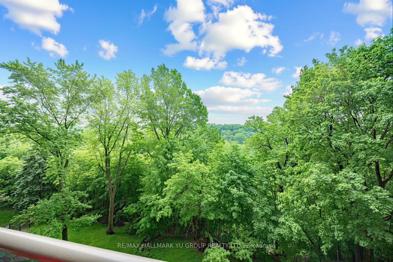 Photo 19 of Unit 401, 15 Vicora Linkway, Toronto, Flemingdon Park — HOMEH