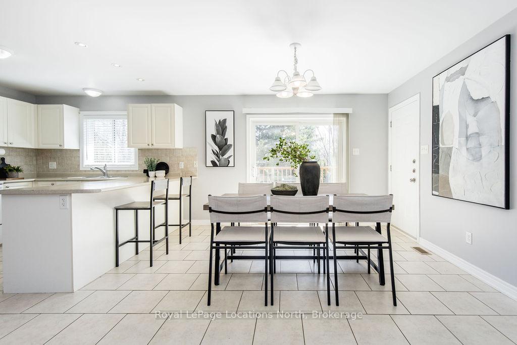 Photo 12 of 45 William Avenue, Wasaga Beach — HOMEH