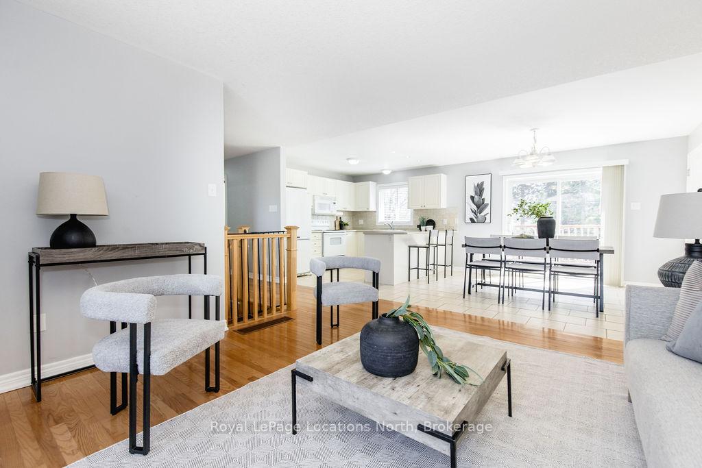 Photo 17 of 45 William Avenue, Wasaga Beach — HOMEH