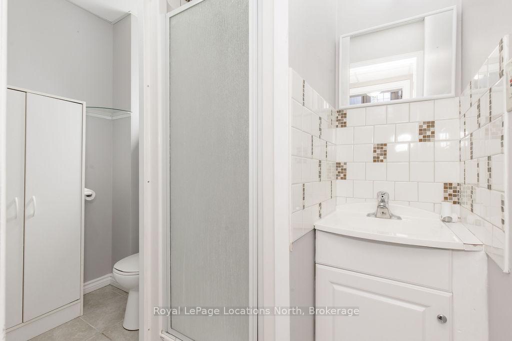 Photo 24 of 45 William Avenue, Wasaga Beach — HOMEH