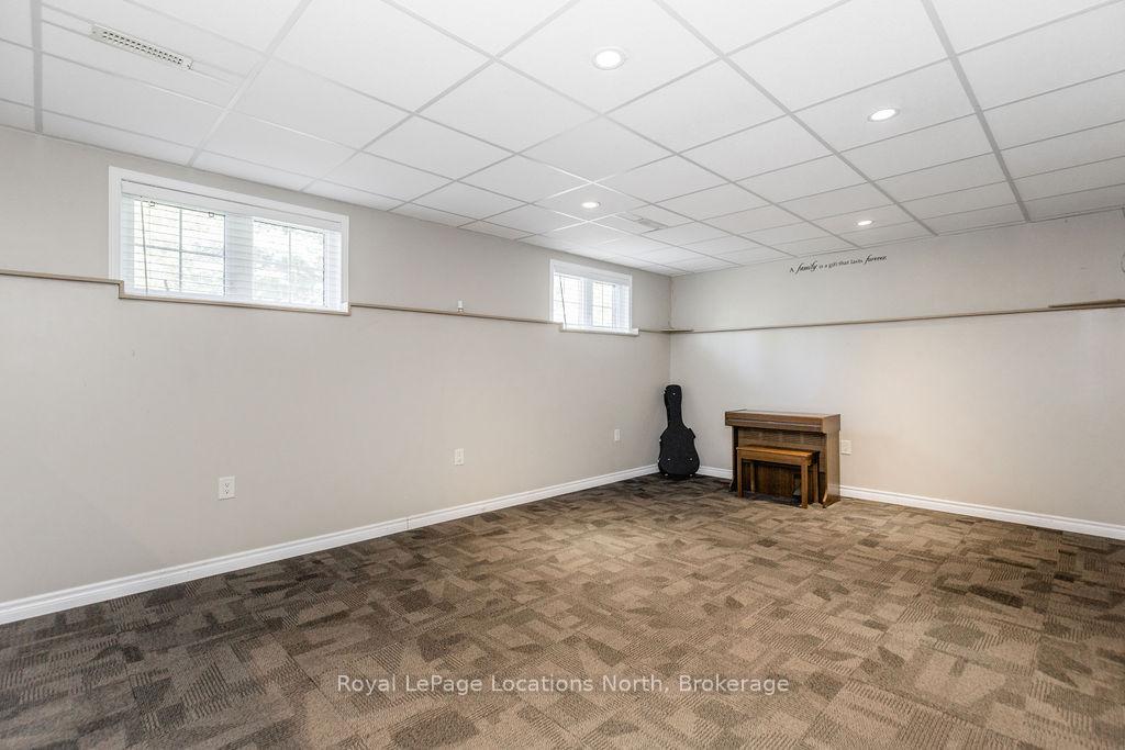 Photo 25 of 45 William Avenue, Wasaga Beach — HOMEH