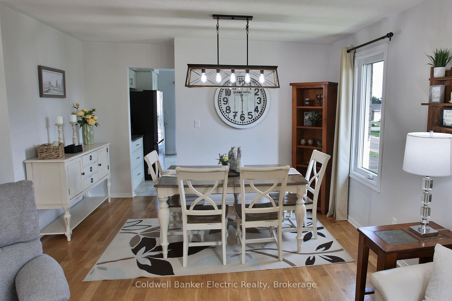 Photo 12 of 1338 Wildlark Drive, Peterborough, Monaghan Ward 2 — HOMEH