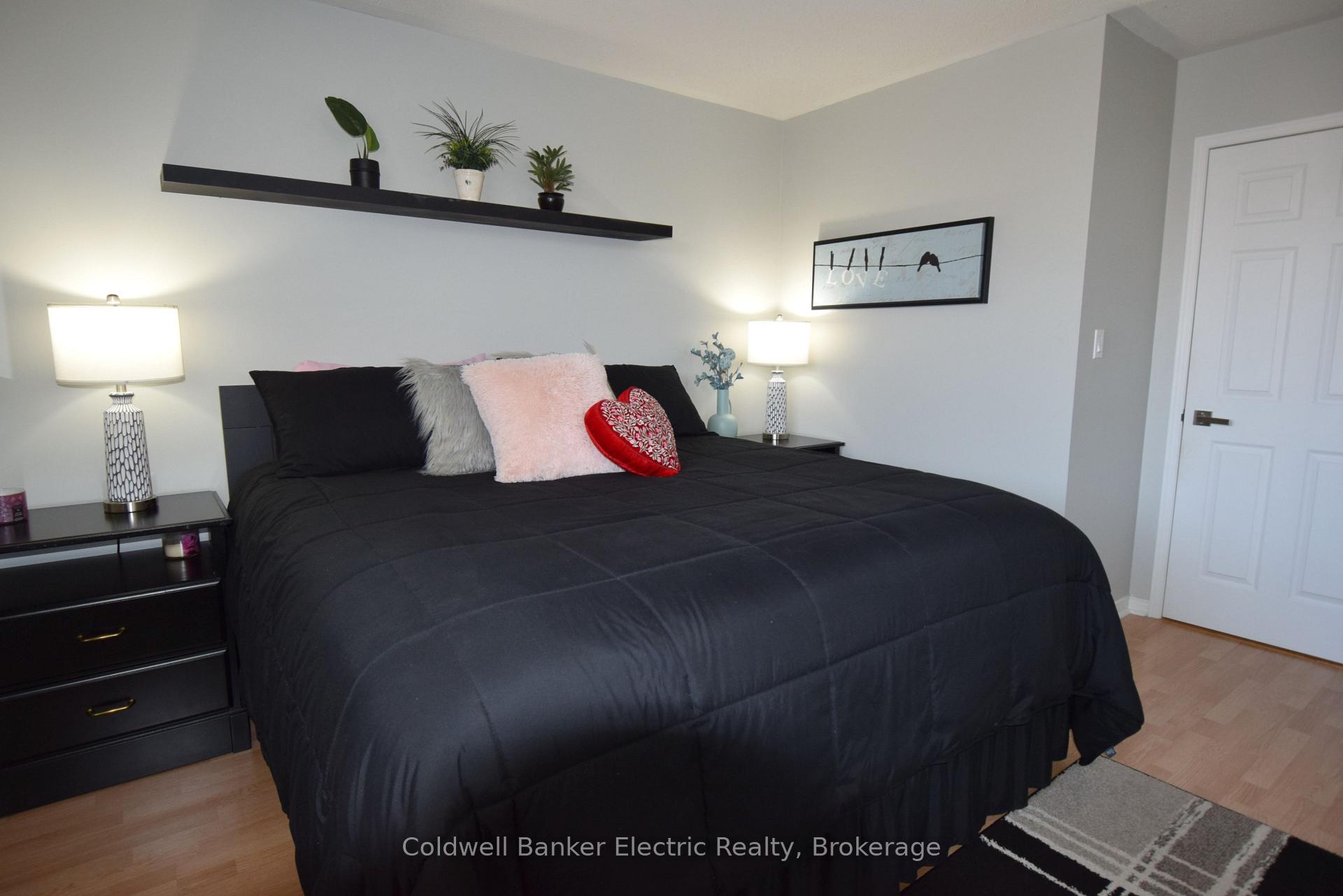 Photo 21 of 1338 Wildlark Drive, Peterborough, Monaghan Ward 2 — HOMEH