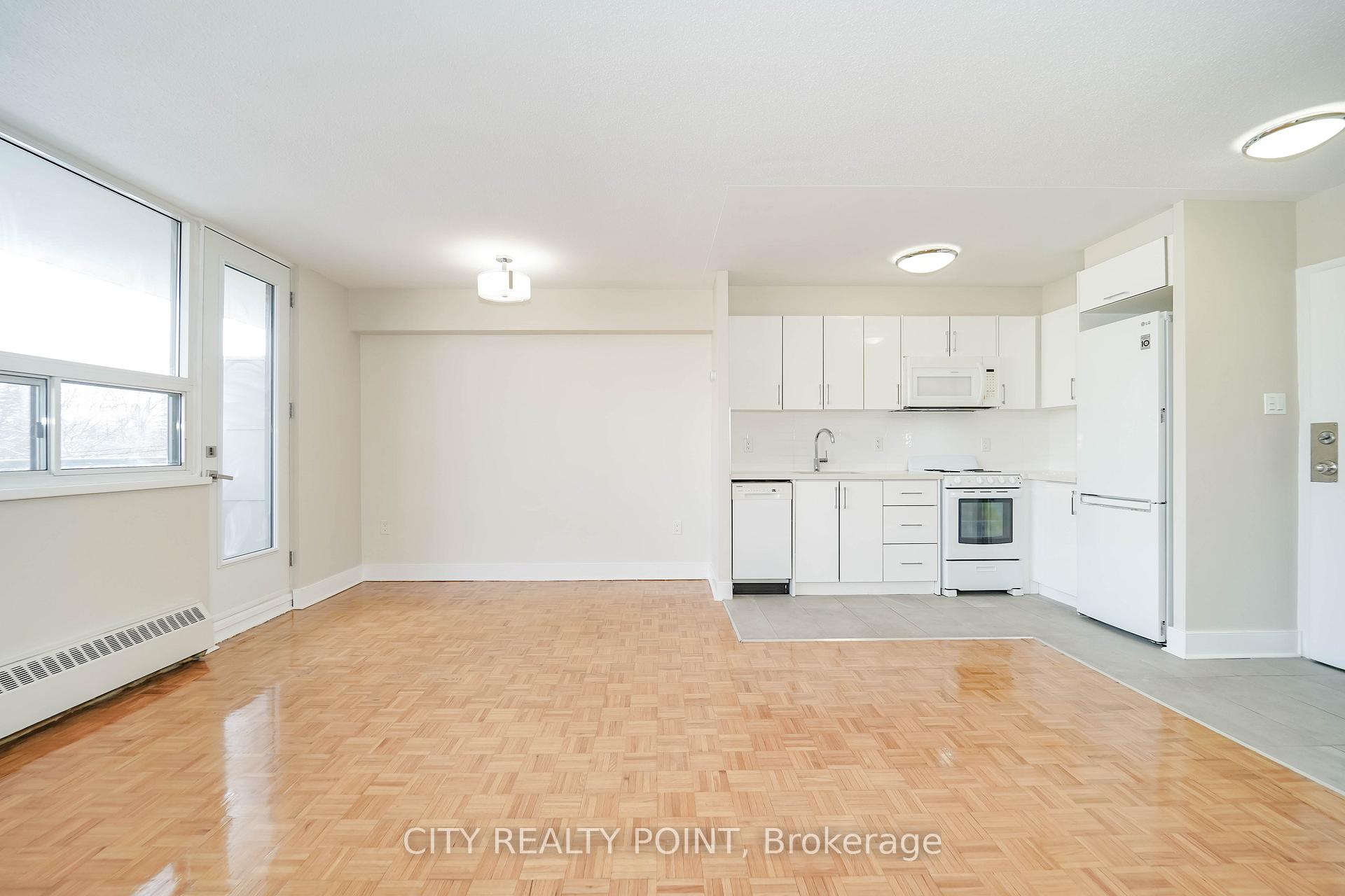 Photo 7 of Unit 304, 1500 Bathurst Street, Toronto, Humewood-Cedarvale — HOMEH