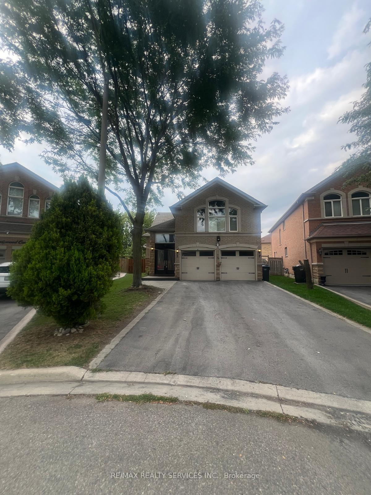 Front of 7 Ladywood Court