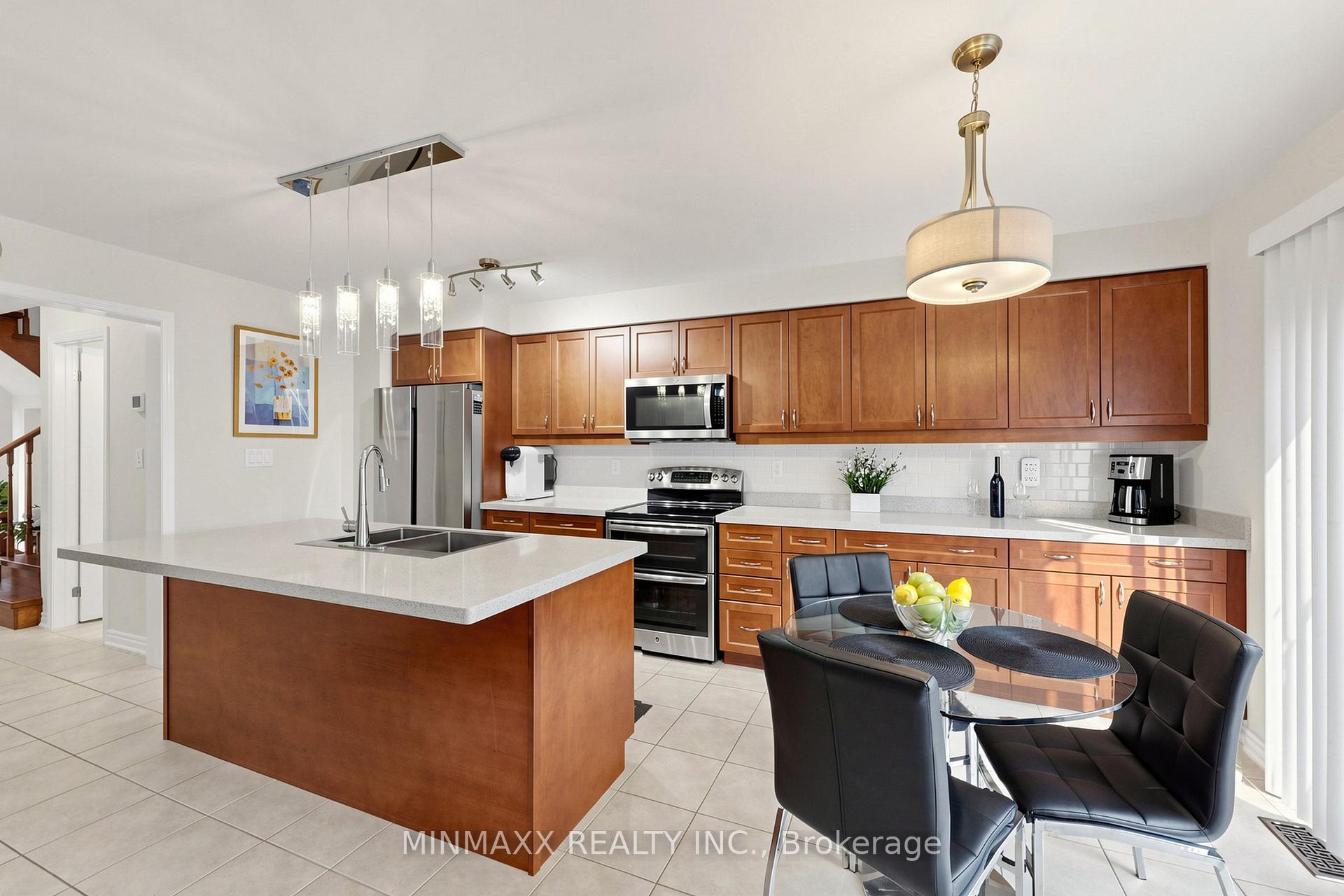 Photo 9 of 293 Reis Place, Milton, Ford — HOMEH