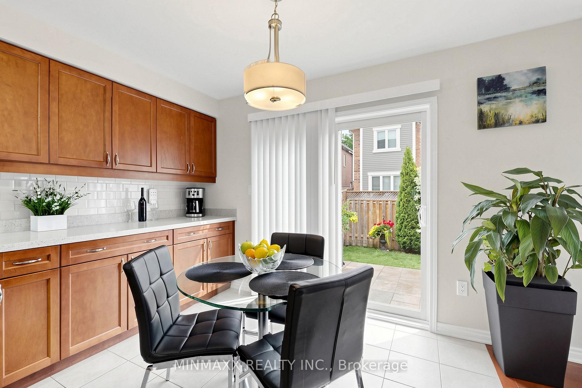Photo 12 of 293 Reis Place, Milton, Ford — HOMEH