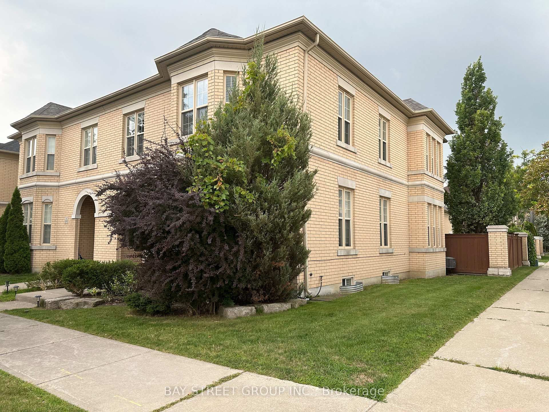 Photo 1 of 136 Prince Regent Street NE, Markham, Cathedraltown — HOMEH