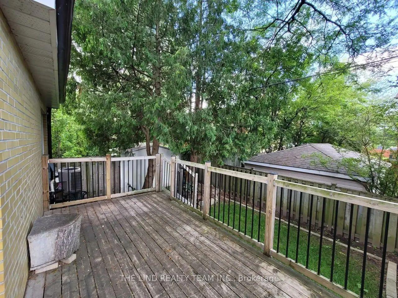 Photo 14 of 95 Overland Drive, North York, Banbury-Don Mills — HOMEH