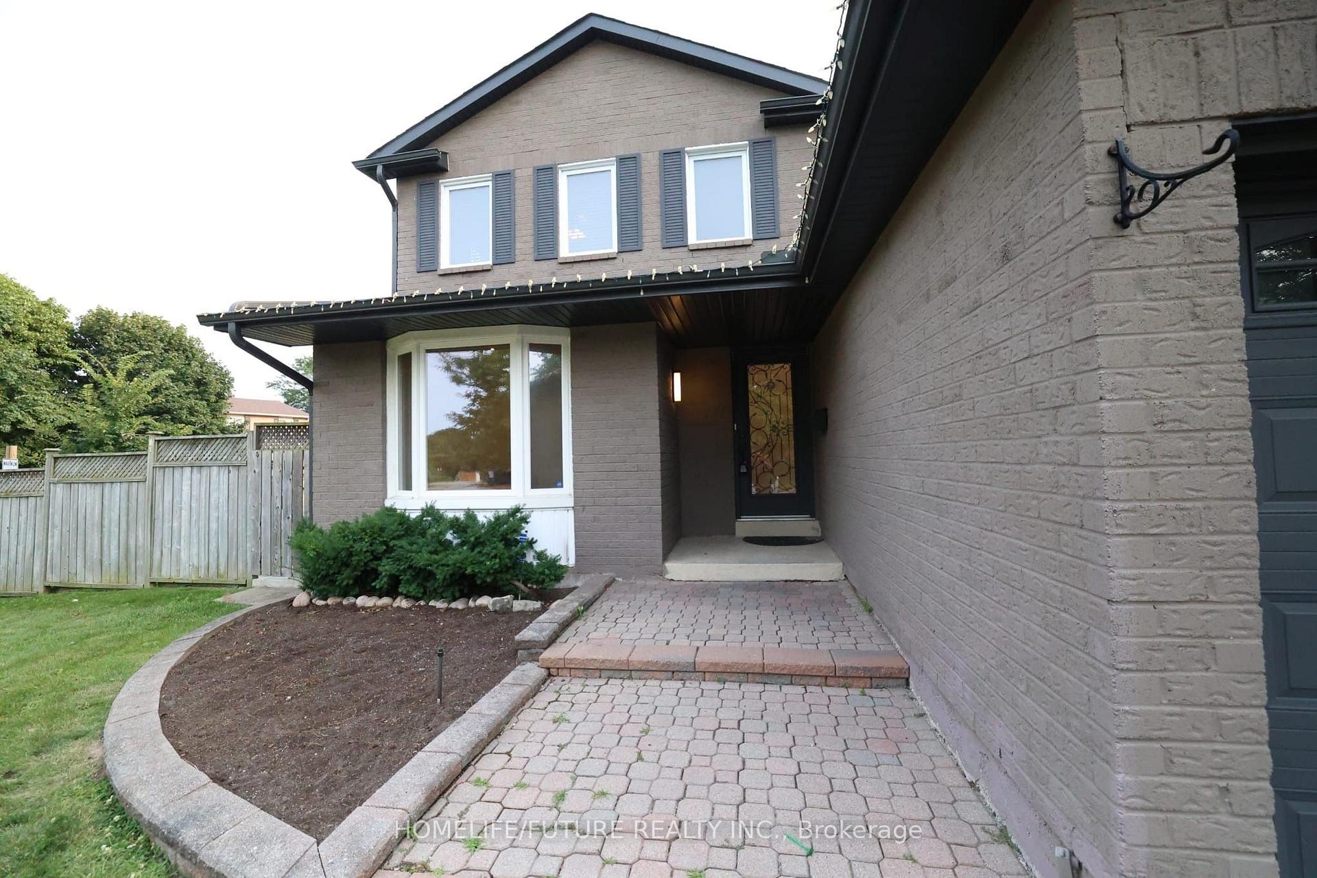 Photo 3 of 6320 Millers Grove, Mississauga, Meadowvale — HOMEH