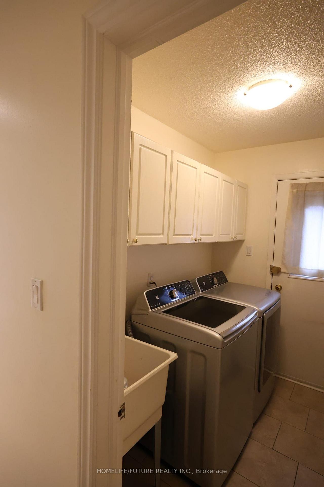 Photo 6 of 6320 Millers Grove, Mississauga, Meadowvale — HOMEH