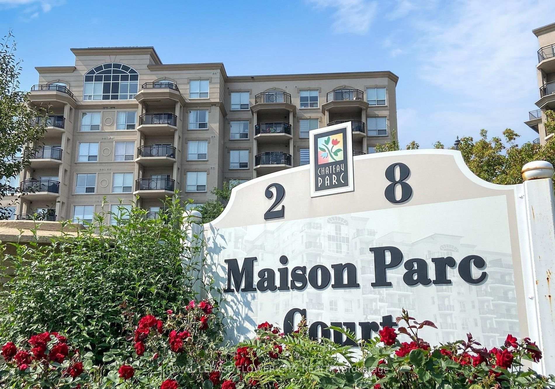 Front of Unit 616, 8 Maison Parc Court