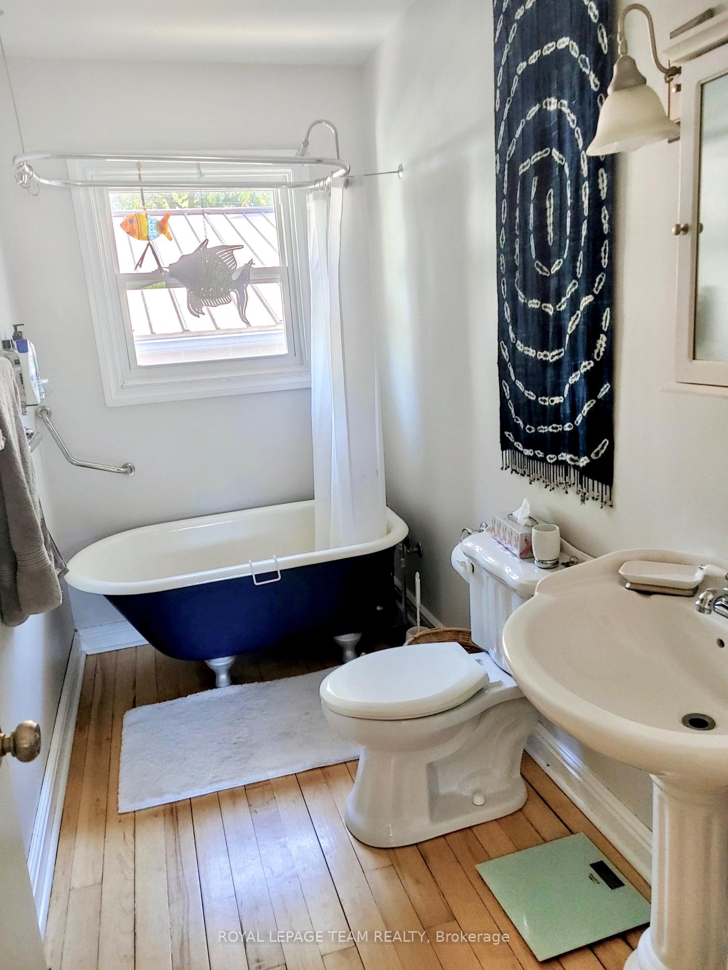 Photo 20 of 177 Arthur Avenue, Renfrew, Renfrew — HOMEH