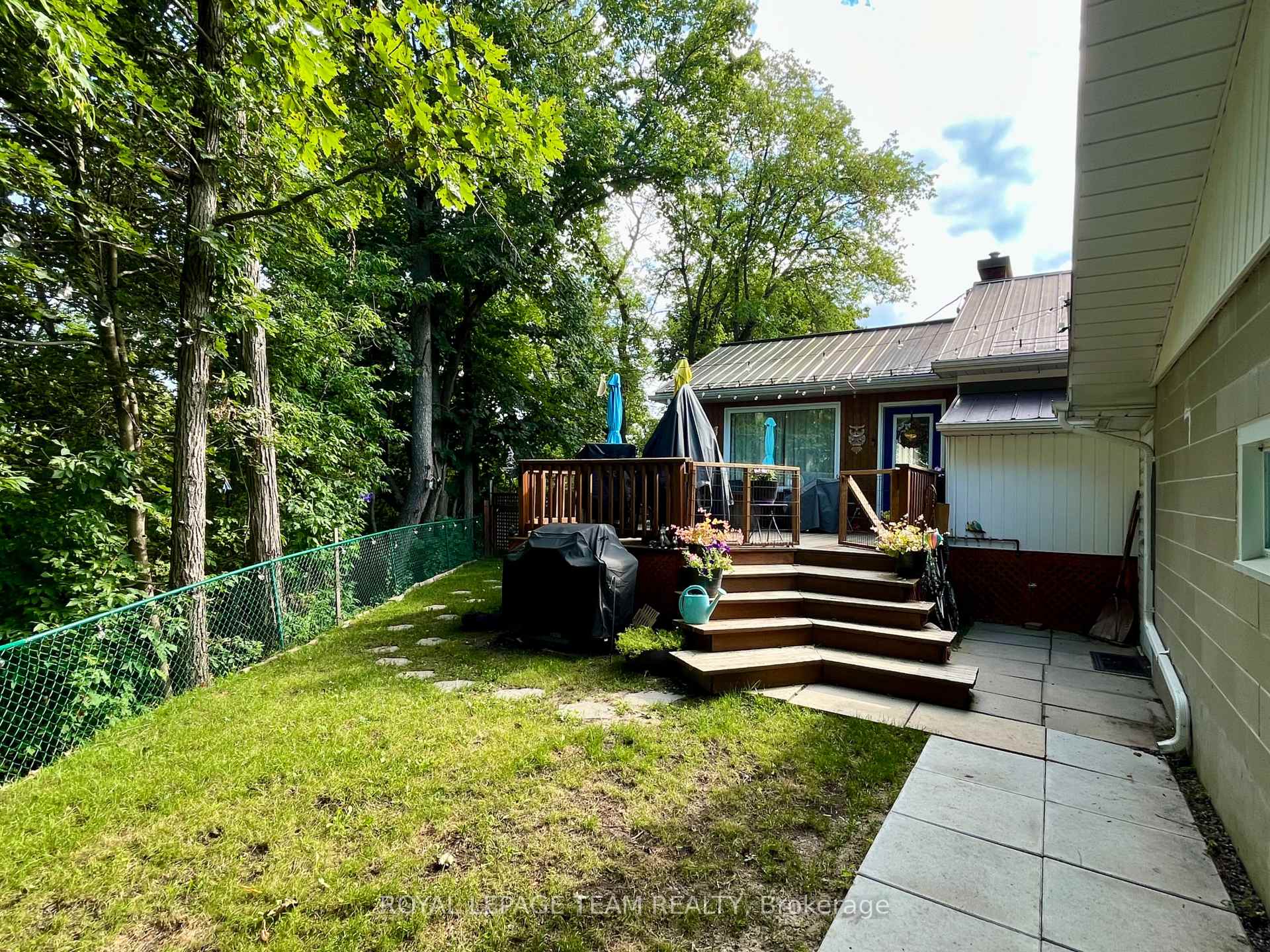 Photo 36 of 177 Arthur Avenue, Renfrew, Renfrew — HOMEH