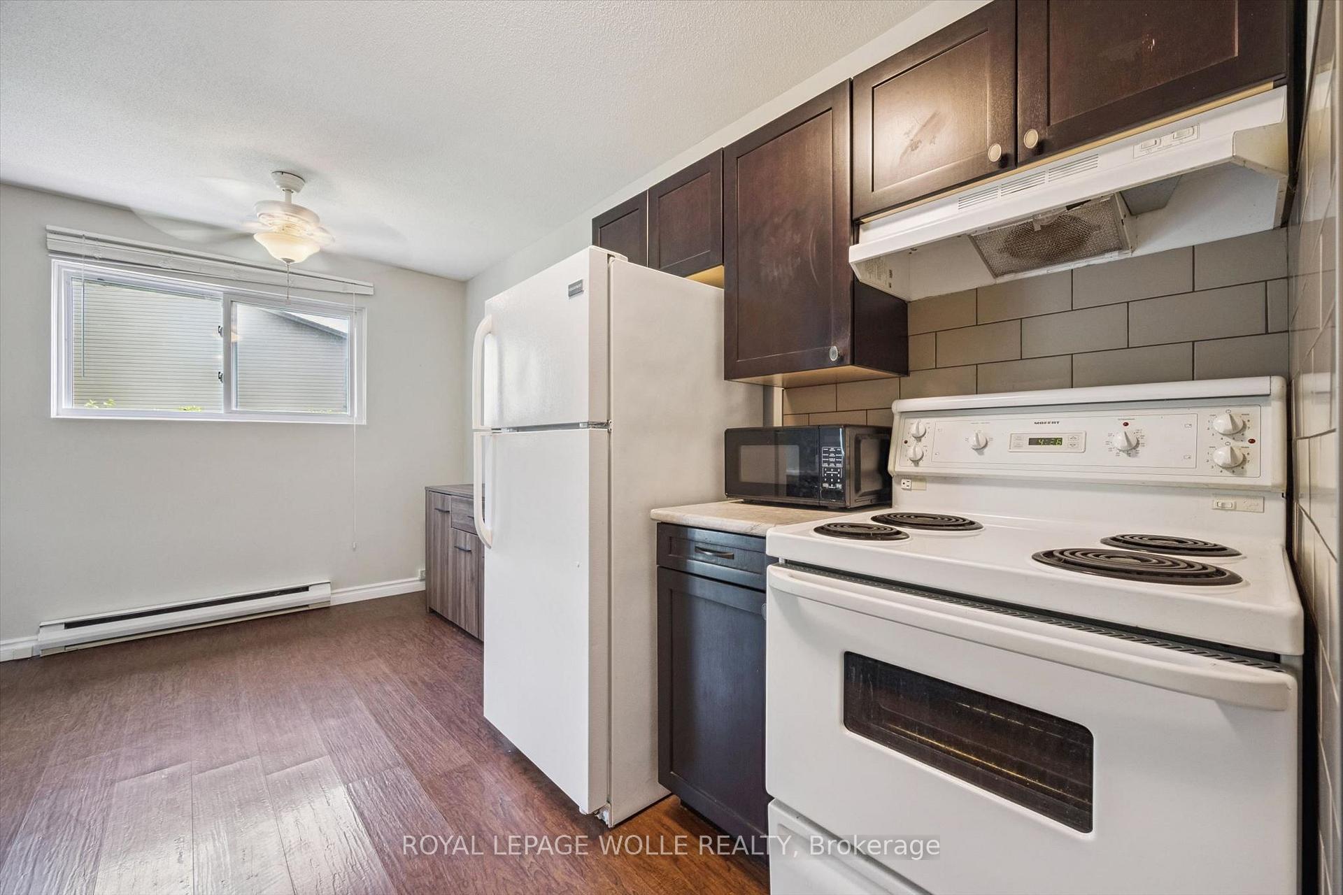 Photo 6 of Unit 30, 30 Flamingo Drive, Woolwich, Elmira — HOMEH