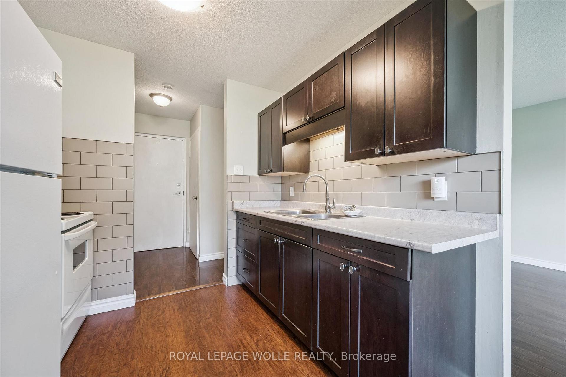 Photo 7 of Unit 30, 30 Flamingo Drive, Woolwich, Elmira — HOMEH