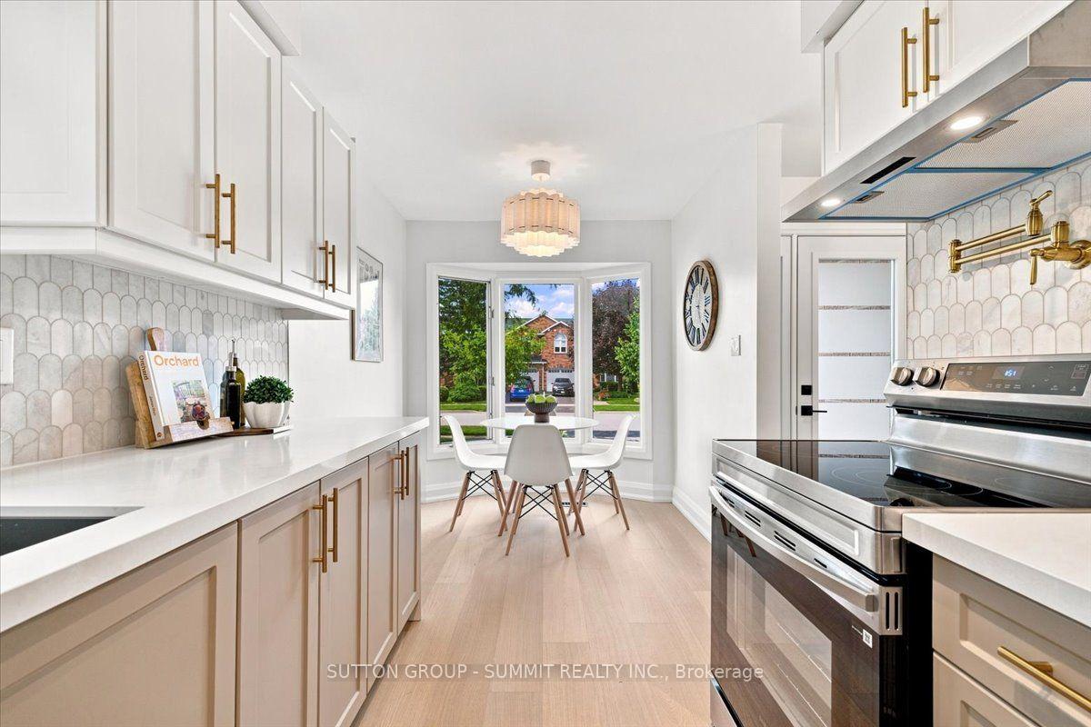 Photo 11 of 2020 Chrisdon Road, Burlington, Headon — HOMEH