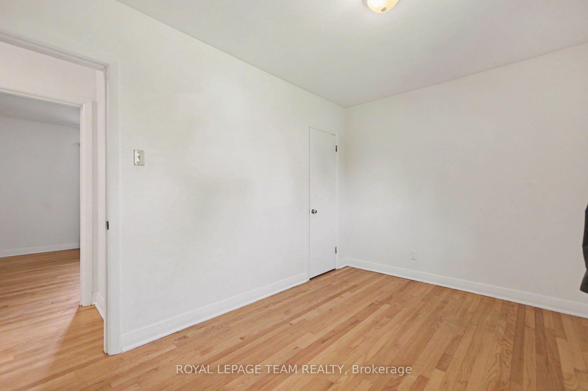 Photo 23 of 3 Donna Street, Ottawa, Meadowlands/Crestview — HOMEH