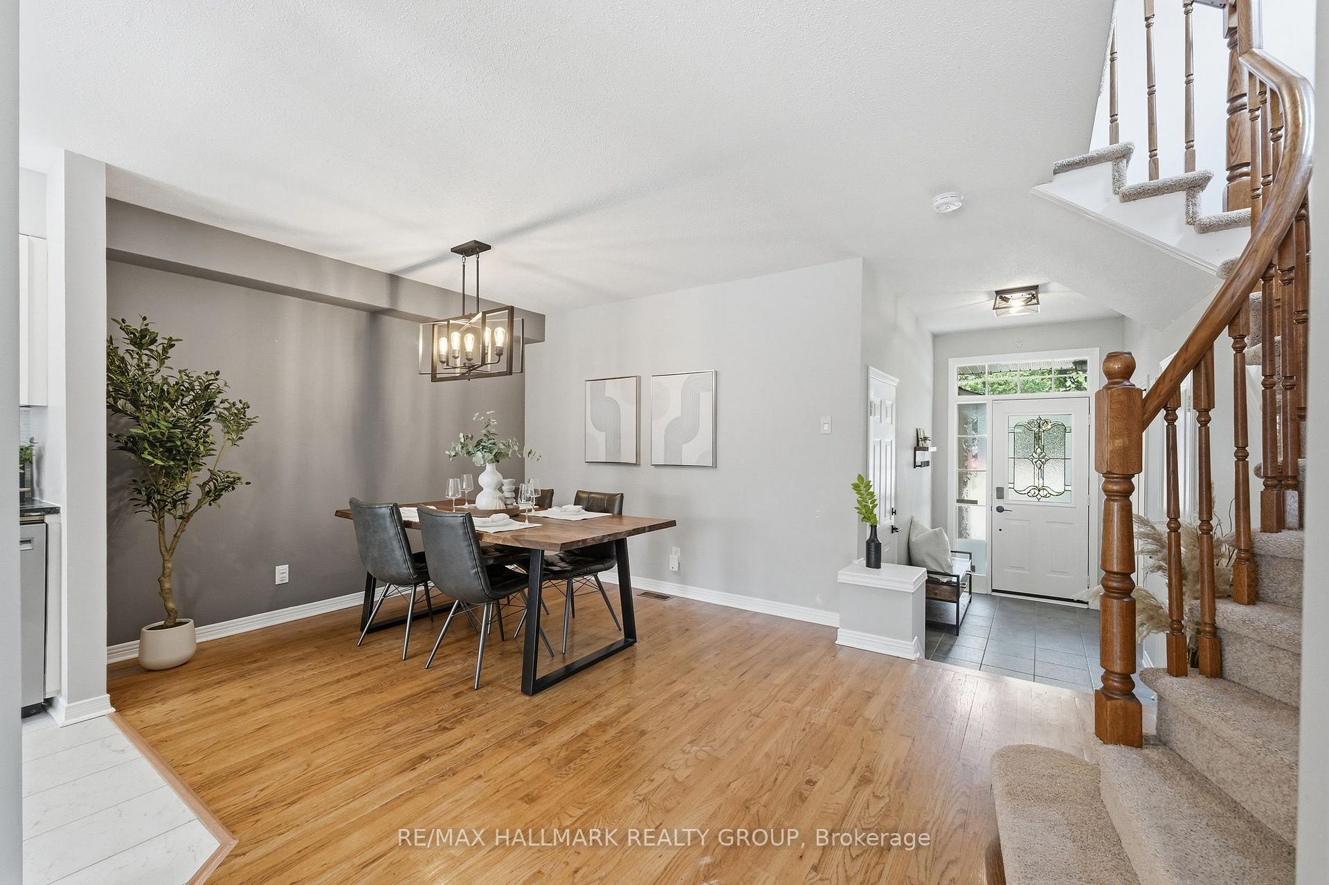 Photo 4 of 107 Bishops Mills Way, Ottawa, Kanata - Beaverbrook — HOMEH