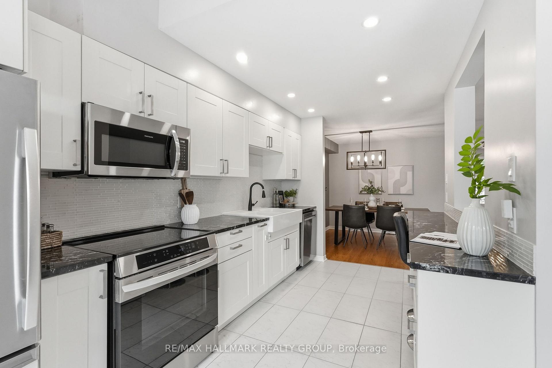 Photo 17 of 107 Bishops Mills Way, Ottawa, Kanata - Beaverbrook — HOMEH