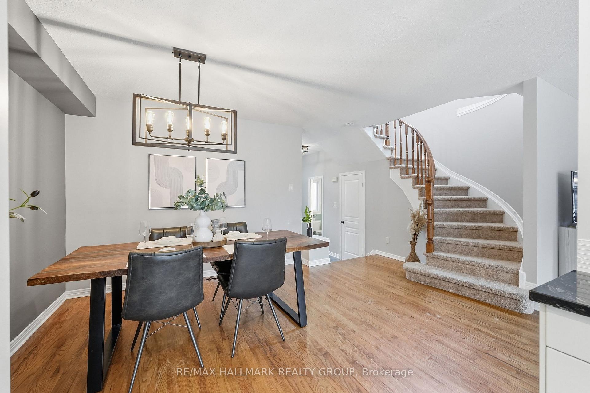 Photo 20 of 107 Bishops Mills Way, Ottawa, Kanata - Beaverbrook — HOMEH